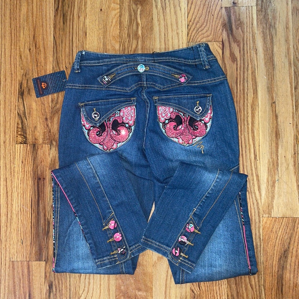 NEW Dereon  Y2K 00'S Pink rhinestone stretch Denim Jens 3/4